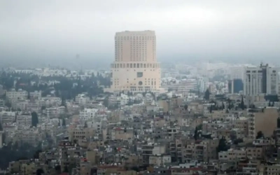 انخفاض في درجات الحرارة وطقس مائل للبرودة الاثنين