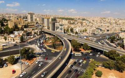 مصادر لـ”عمرة الإخبارية”: دراسة لتحويل شوارع العاصمة إلى مواقف اصطفاف مدفوعة