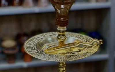 بعد أرقام صادمة عن النساء والمراهقين.. دعوات لحظر الأرجيلة في الأردن