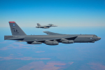 تحطم قاذفة استراتيجية أمريكية من طراز “B-52” في كاليفورنيا