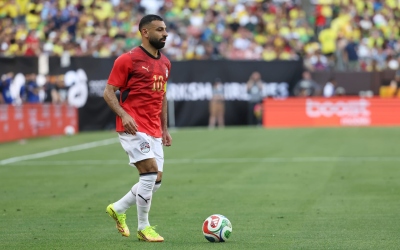 وجهة جديدة تقترب من محمد صلاح في سوق الانتقالات
