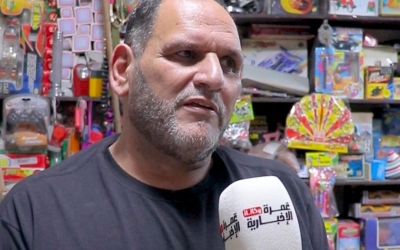 أبو محمد يحافظ على ذاكرة الماضي عبر جمع التحف والأنتيك