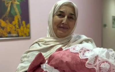 امرأة أذربيجانية تلد أول طفل لها بعمر 63 عاماً