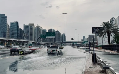طقس العرب يحذر من سيول جارفة وصواعق تضرب 9 دول عربية