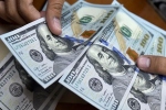 الدولار يرتفع قليلاً مع ترقب اتفاقات تهدئة في الشرق الأوسط