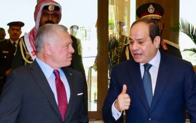 الملك يبحث هاتفياً مع السيسي مستجدات المنطقة والعلاقات الثنائية
