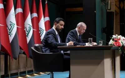 وزير النقل العراقي يرفض التوقيع.. وموقف محرج للزيدي أمام أردوغان