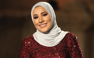الفنانة نداء شرارة لعمرة الإخباري  “ما في أحلى من انه الفنان يغني ببلده”