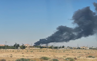 حريق يلتهم مواد بلاستيكية داخل منشأة لتعبئة الخضار في المفرق