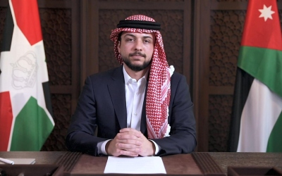 ولي العهد يعزي بوفاة الشيخ حمد