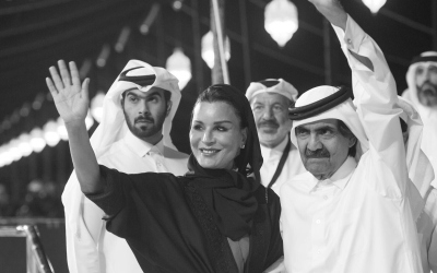 الشيخة موزة تنعى الأمير الوالد الشيخ حمد بن خليفة