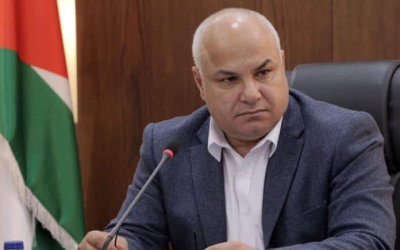 حسان يطلب من وزير العمل البكار تقديم استقالته