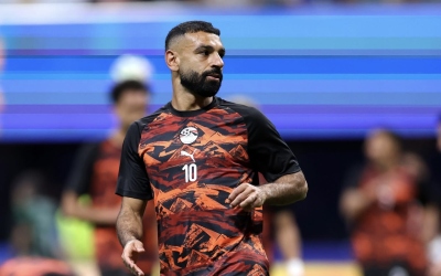 محمد صلاح يدرس عروضًا سعودية وأمريكية لحسم مستقبله
