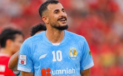 هل يقترب أيمن حسين من الفيصلي؟