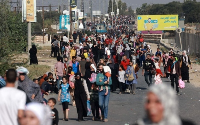 “الخط الأصفر” يدفع عائلات غزة لنزوح جديد وسط توسع السيطرة الإسرائيلية