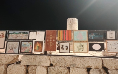 فنانين التشكيل يزينون شارع الأعمدة في مهرجان جرش
