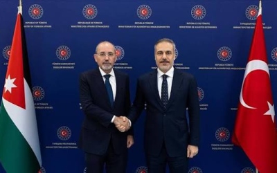 الصفدي وفيدان يؤكدان أهمية التزام وقف إطلاق النار بين أميركا وإيران