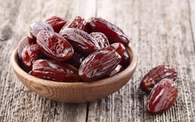 التمر يحمي القلب وينظم الضغط.. غذاء واحد بفوائد لا تنتهي