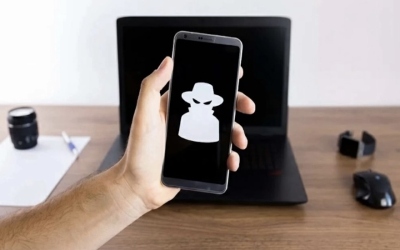 هل هاتفك يتنصت عليك؟.. السر وراء ظهور إعلانات مرتبطة بمحادثاتك