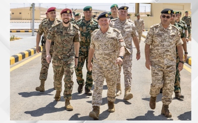 الملك يفتتح مباني جديدة لقيادة اللواء المدرع الملكي 40