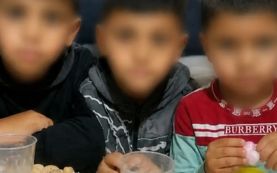 وفاة طفلين اختناقاً داخل صندوق سيارة في الجزائر