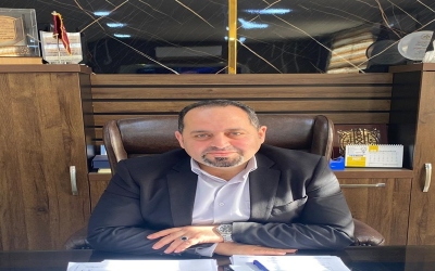 “حين يمر الزمن بنا هل نحن من يعيشه أم أنه من يعيشنا؟”