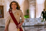 الملكة رانيا تحتفي بعيد ميلادها بمسيرة إنسانية متواصلة