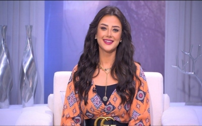 الشربيني تحذر الفتيات: الضحك مع الرجل لا يعني اخترتِ صح