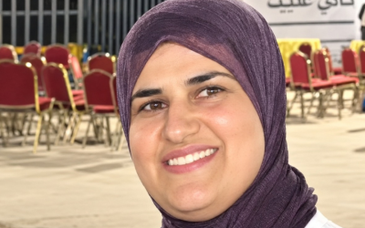 وفاة الناشطة “أم يامن” بعد 16 عامًا من انتظار التعيين
