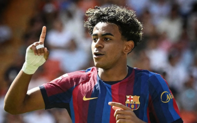 لامين يامال يقود برشلونة لاكتساح فالنسيا بخماسية
