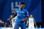 الهلال يحسم الكلاسيكو بثلاثية نظيفة أمام الأهلي