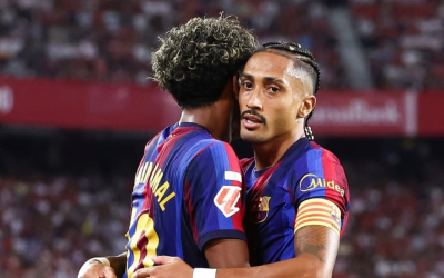 هاتريك رافينيا يمنح برشلونة ثلاث نقاط أمام إشبيلية