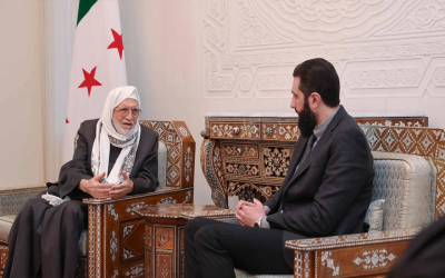 بيان من الرفاعي يقطع الطريق على الشائعات بشأن موقفه من الشرع