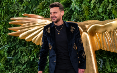 “يا رب توصله”.. رامز جلال يوثق موقفه مع طفل بلا هاتف في الحرم المكي