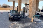 مدماك حجري يسقط من مظلة محطة وقود في جرش ويتلف مركبة