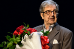 وفاة الفنان الجزائري سيد أحمد أقومي عن 86 عاماً