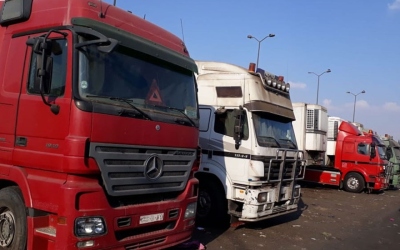 ضبط مركبة تقل 26 مصرياً في صندوقها الخلفي بغور الصافي