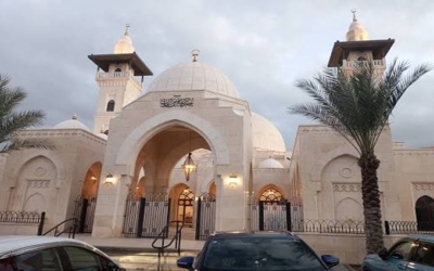 أزمة فواتير الكهرباء في المساجد الأردنية رغم تركيب الطاقة الشمسية