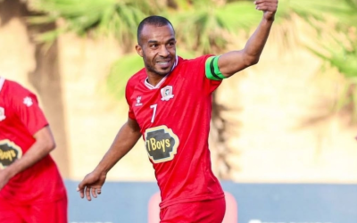 ياسين البخيت يقود الجزيرة بخماسية ويخطف الأضواء بـ«هاتريك»