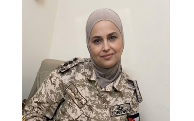 الأردن يودّع إحدى كوادر الخدمات الطبية الملكية الرائد نهاد