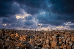 جهّزوا المعاطف والمظلات..أمطار غزيرة في طريقها الى المملكة
